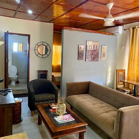 Yazmin Studio Residence Lamin Beretto Zewnętrze zdjęcie